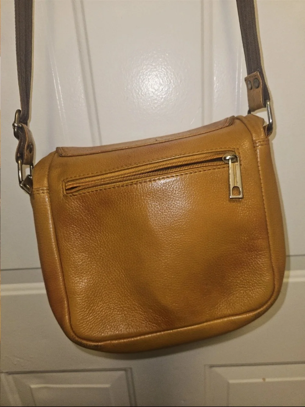 Mulberry Tan Leather Messenger Crossbody Bag